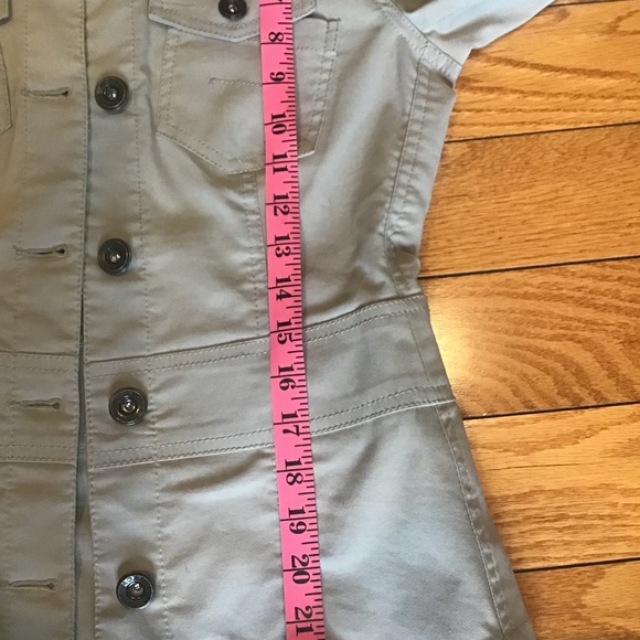 Jacket - Picture 2 of 7